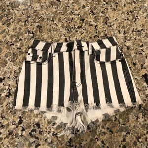 High rise Dree cheeky stripped jean shorts